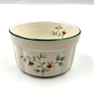 Pfaltzgraff Vintage Small Ramekin Souffle` Soup Dish Bowl Winterberry Pattern